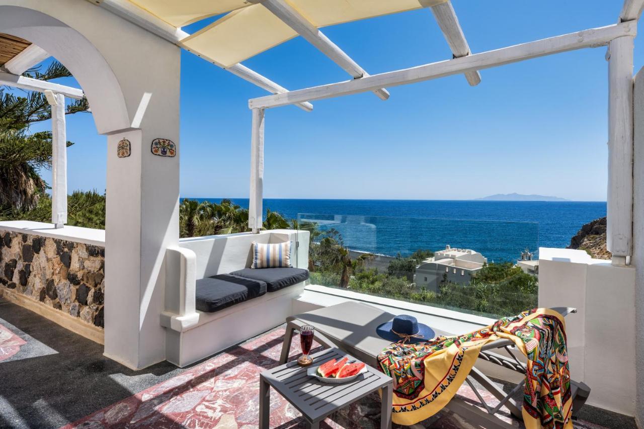 Moschatos Beach House Kamári 外观 照片