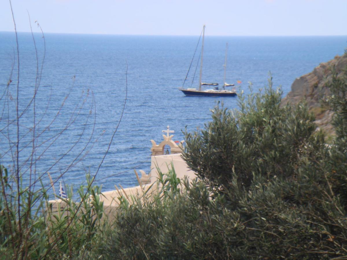 Moschatos Beach House Kamári 外观 照片