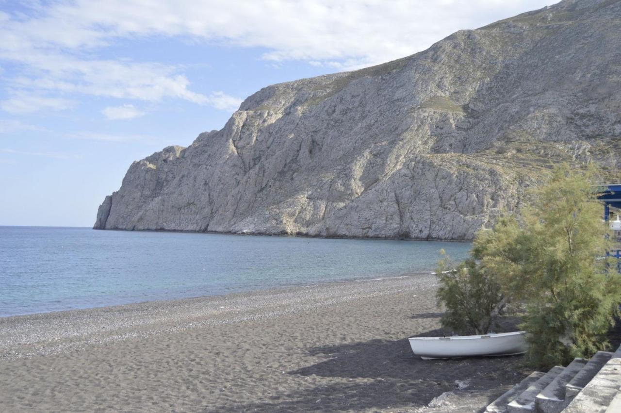 Moschatos Beach House Kamári 外观 照片