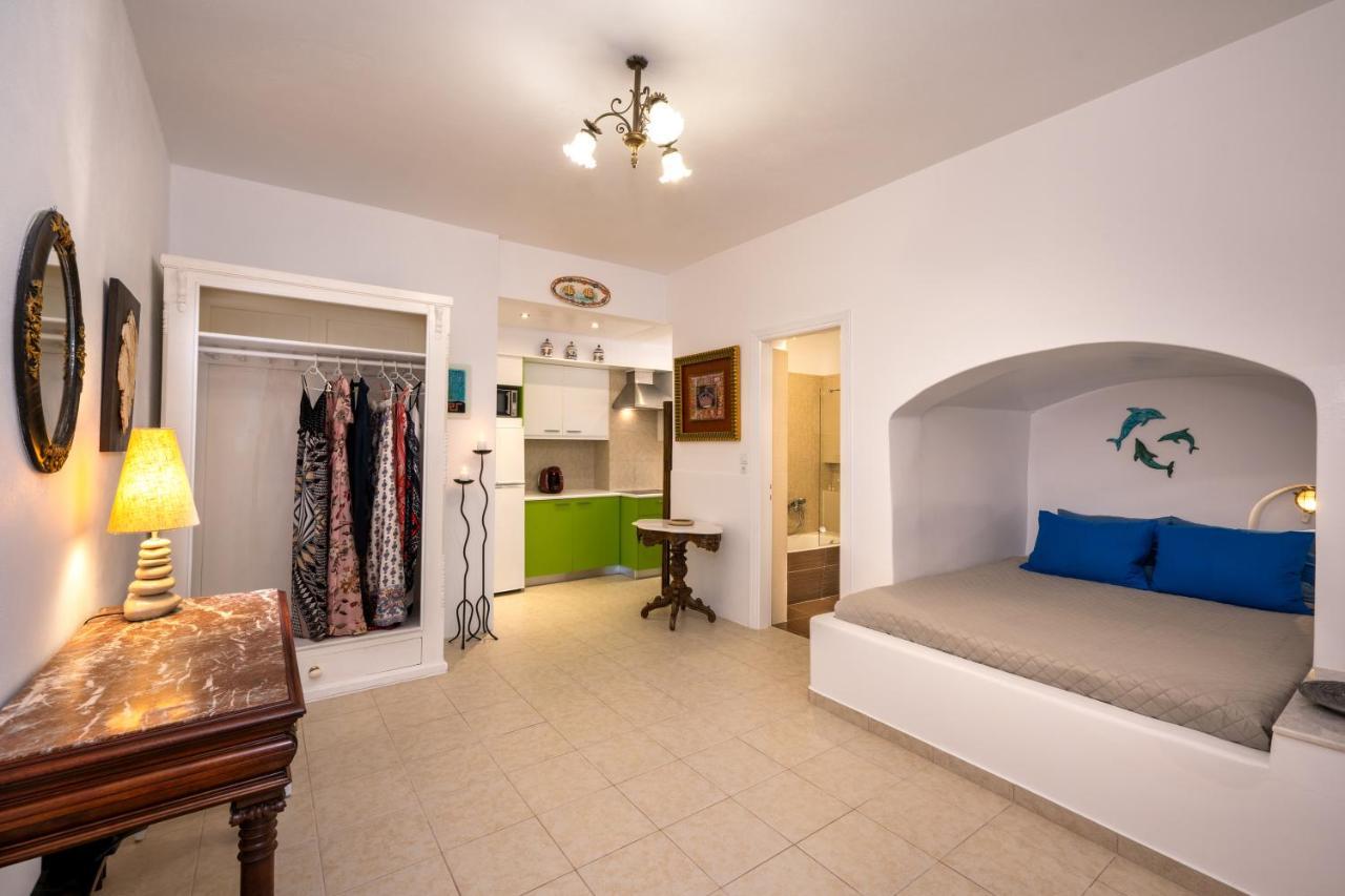 Moschatos Beach House Kamári 外观 照片