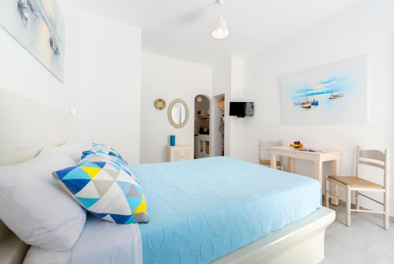 Moschatos Beach House Kamári 外观 照片