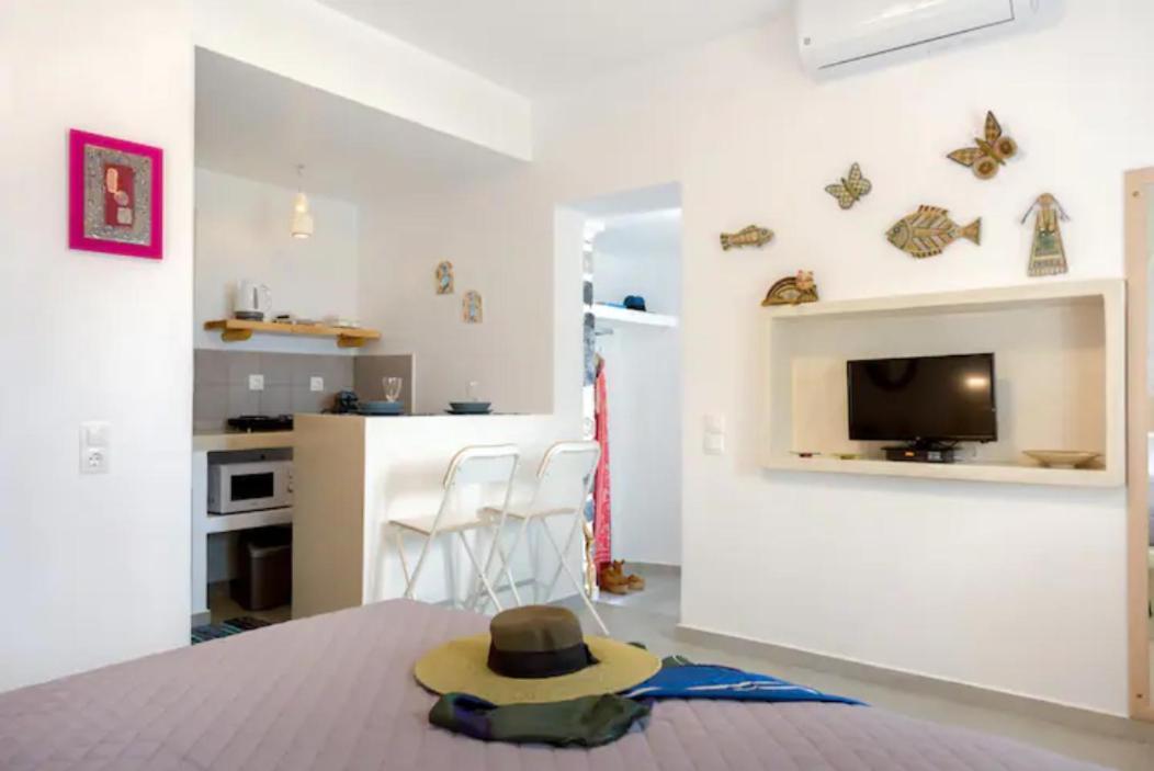 Moschatos Beach House Kamári 外观 照片