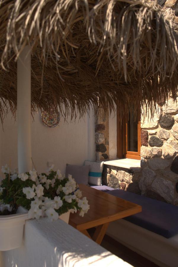 Moschatos Beach House Kamári 外观 照片